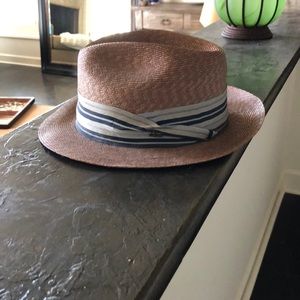 Fedora hat